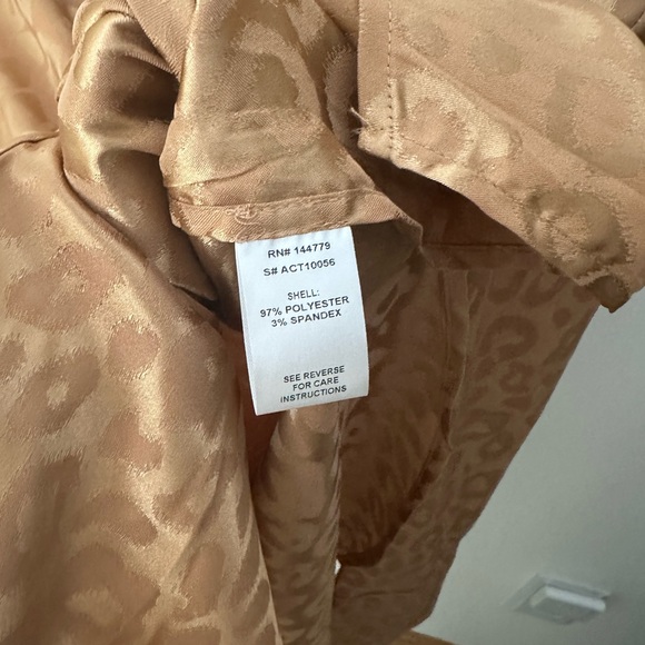 12th Tribe Rose Gold Button Down Shirt - Picture 5 of 6